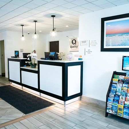 Quality Inn Palm Beach International Airport غرب شاطئ بالم المظهر الخارجي الصورة