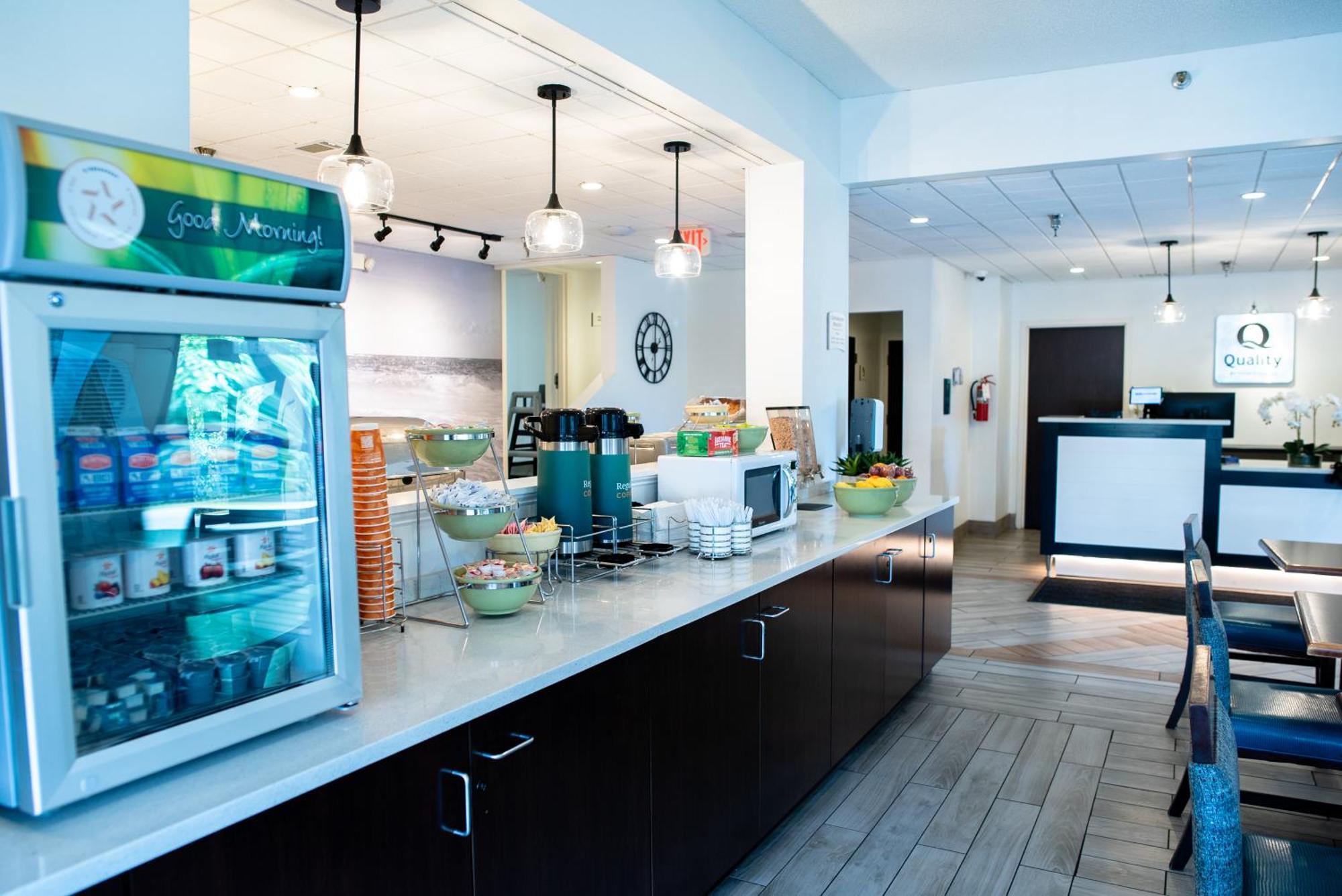 Quality Inn Palm Beach International Airport غرب شاطئ بالم المظهر الخارجي الصورة